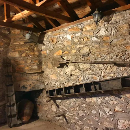 Stone House Semesterbostad *